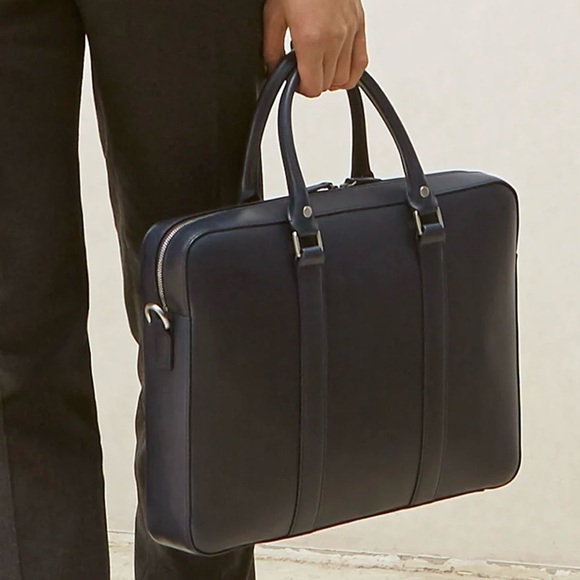 Sophisticated Blue Leather Briefcase for Men and ladies - Picture 5 of 11
